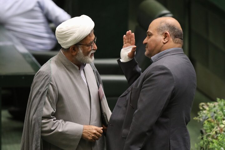 جلسه علنی 9 اردیبهشت