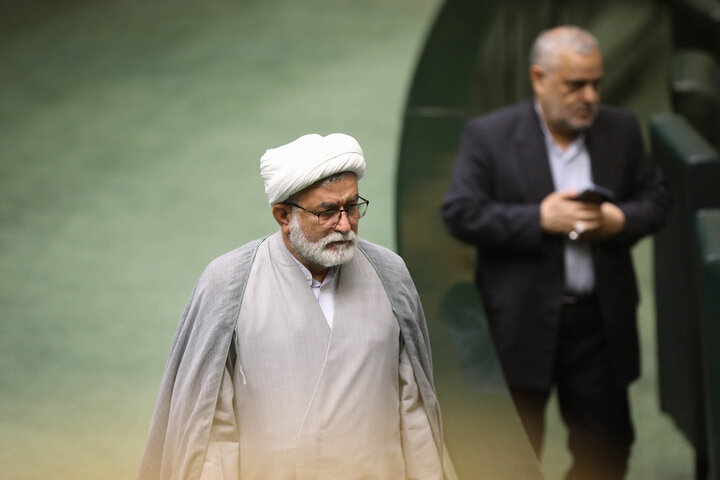 جلسه علنی 9 اردیبهشت