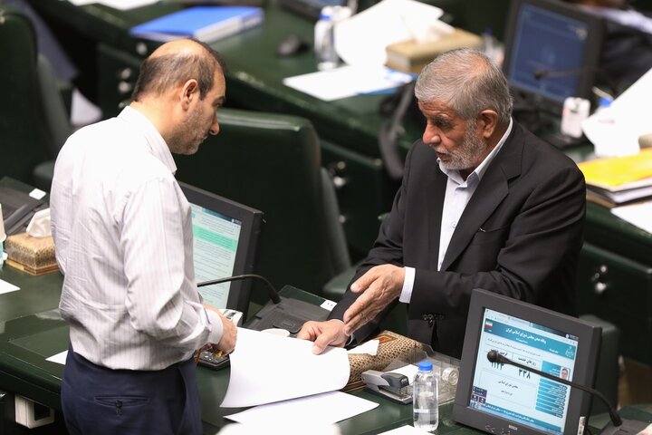 جلسه علنی 9 اردیبهشت