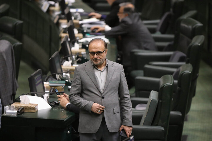 جلسه علنی 9 اردیبهشت