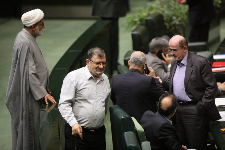 جلسه علنی 9 اردیبهشت