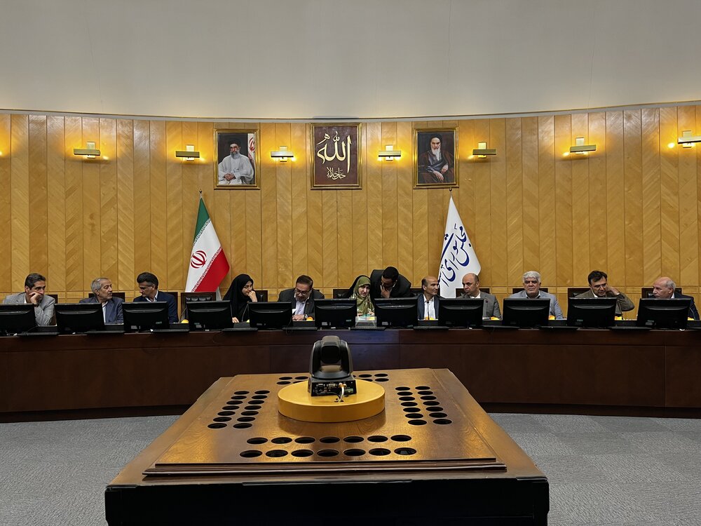 نشست بزرگداشت هفته معلم با حضور سمیه رفیعی رئیس فراکسیون محیط زیست