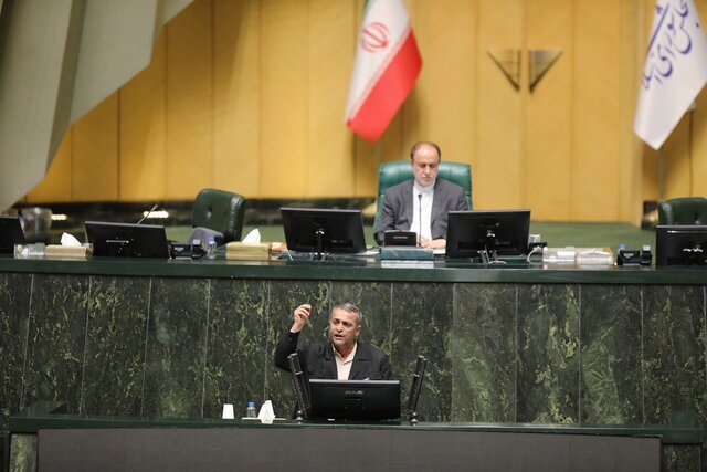 توجه جدی دولت به رفاه کارکنان نیروی انتظامی ضروری است