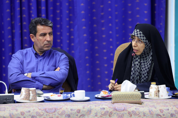 دیدار فراکسیون مستقلان با رئیس‌جمهور