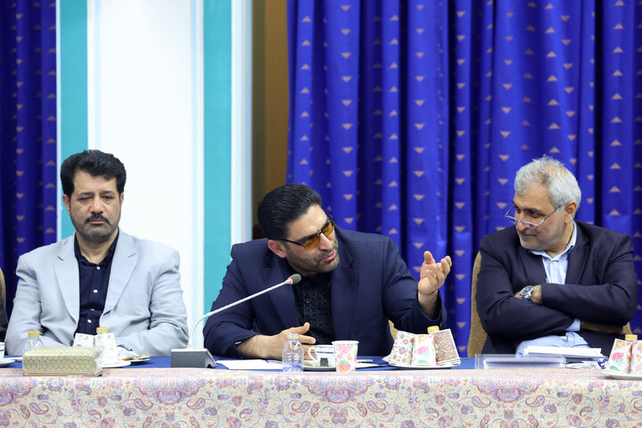 دیدار فراکسیون مستقلان با رئیس‌جمهور