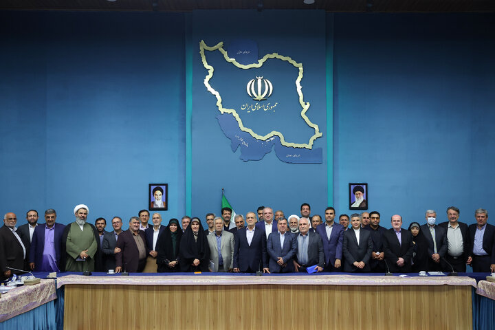 دیدار فراکسیون مستقلان با رئیس‌جمهور