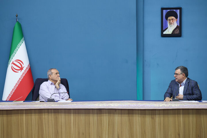 دیدار فراکسیون مستقلان با رئیس‌جمهور