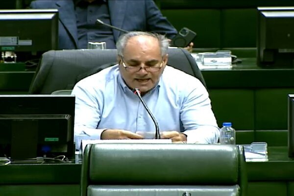 مطورزاده: خرمشهر حال و روز خوشی ندارد