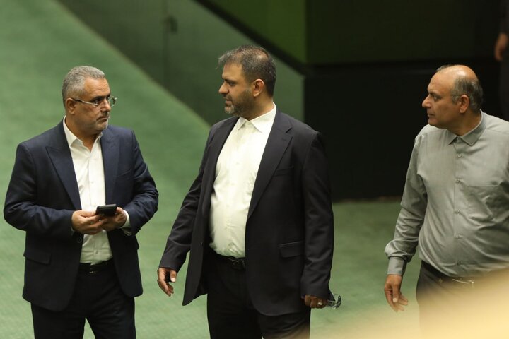 صحن ۴ خرداد