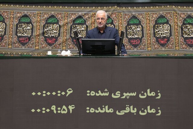 مومنی: ساماندهی اتباع در کشور به سرعت انجام شود