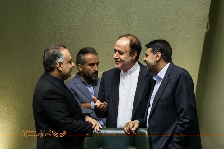 صحن ۱۲ شهریور