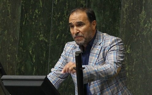 داشتن مسکن حق هر خانواده ایرانی است و دولت موظف به اجراست
