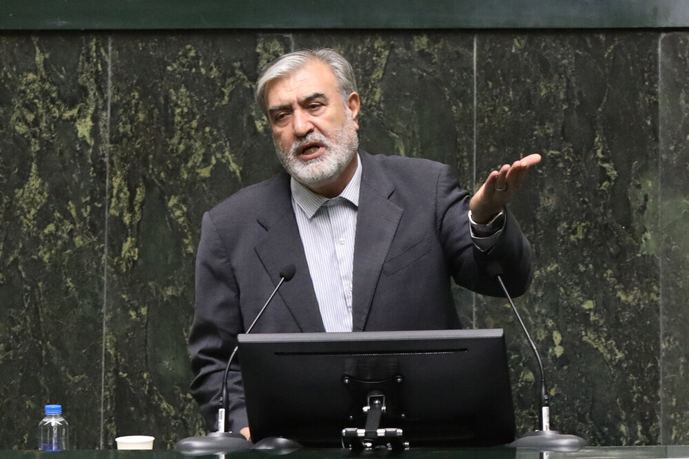 در برخورد با فتنه‌گران «جایگاه» مطرح نیست/ سوابق و مناصب افراد مانع برخورد با عوامل اغتشاشات نخواهد بود