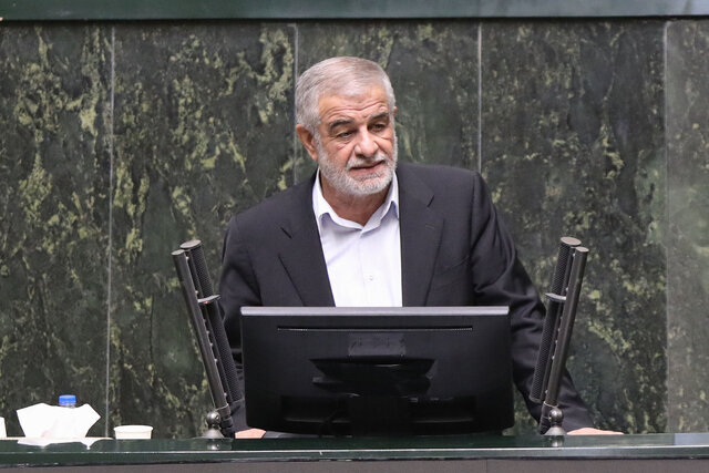 تجمعات غیرقانونی، خوراک تبلیغاتی برای رسانه‌های معاند