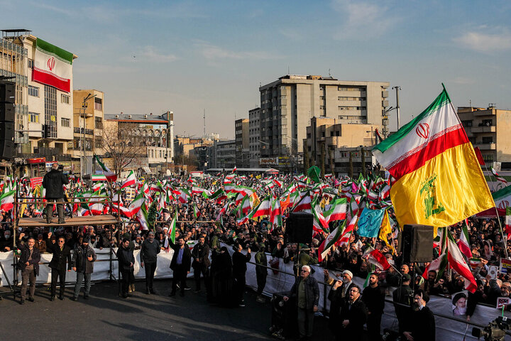 مسئولان در برابر نقدهای به‌حق مردم پاسخگو می‌شوند
