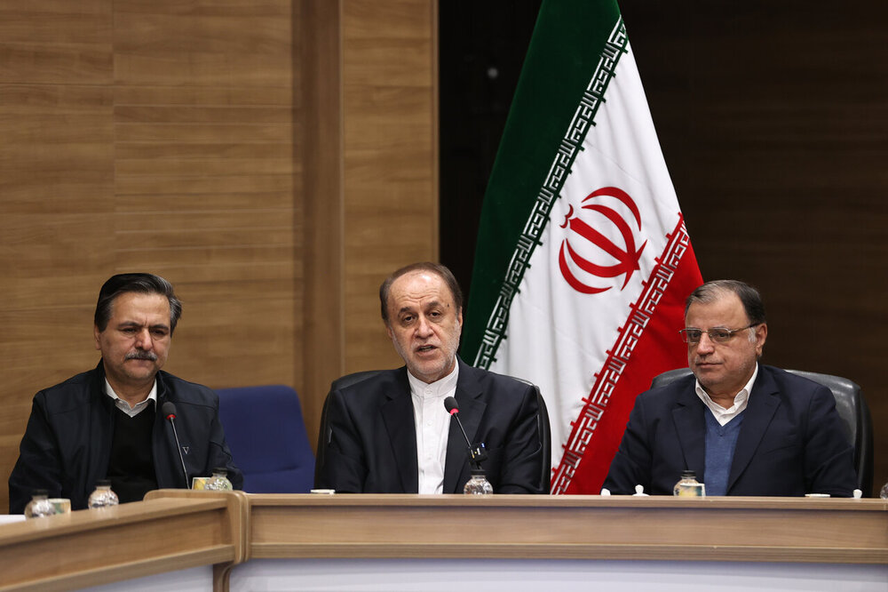 دارندگان ثروت ناگهانی پاسخ دهند/ قوا ثروت‌ها را به بیت‌المال بازگردانند