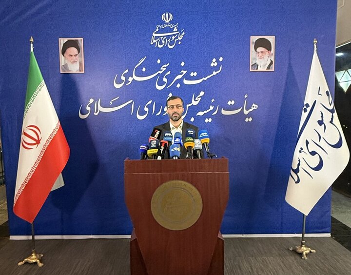 آغاز بررسی بودجه از ۱۸ یا ۱۹ بهمن در صحن مجلس/ مشکلات امروز مردم به دلیل جنایت‌های آمریکاست