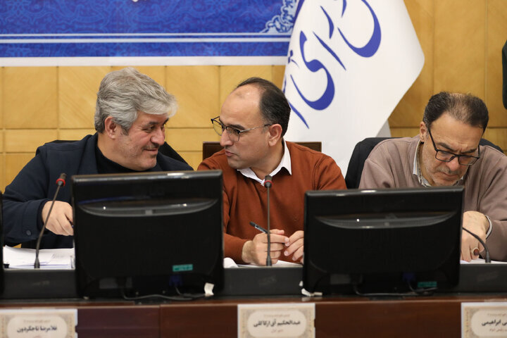 نشست نوبت صبح چهار شنبه ۸ بهمن ماه کمیسیون تلفیق بودجه ۱۴۰۵