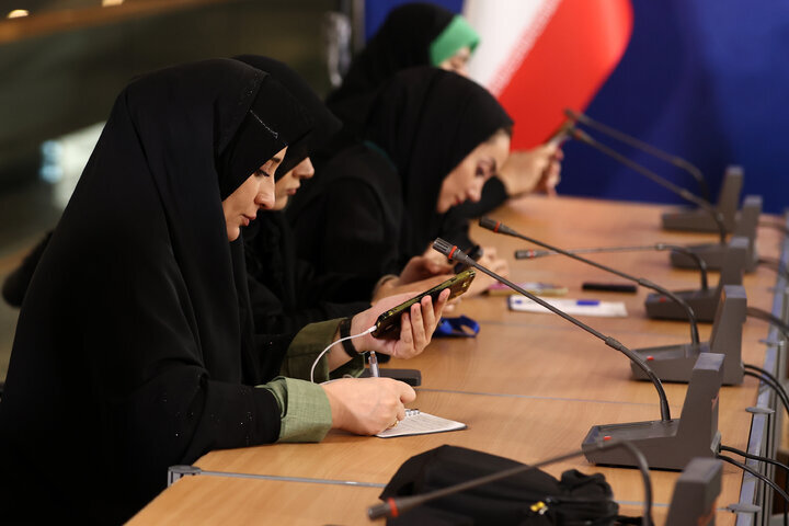 نشست خبری چهارشنبه ۸ بهمن سخنگوی هیات رئیسه مجلس