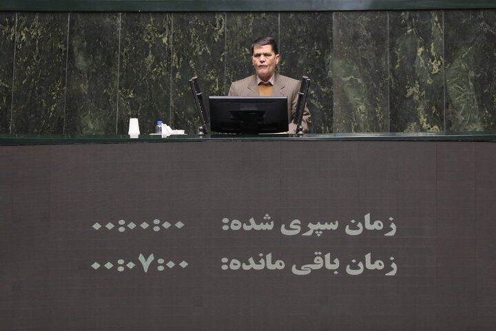 توانمندی مقابه با دشمن در گرو انسجام ملی است