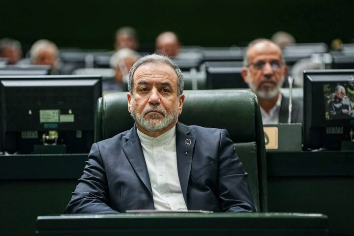 سخنرانی قالیباف در جلسه غیرعلنی با حضور فرماندهان نظامی