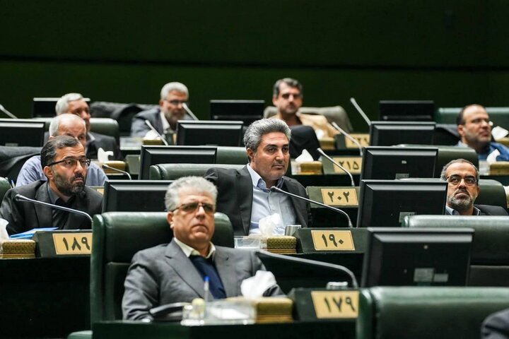 حضور و سخنرانی امیر سرلشکر موسوی در جلسه غیر علنی مجلس