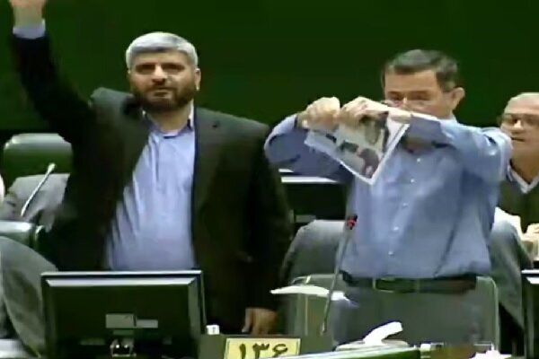 طنین شعار «خامنه‌ای کوثر است، دشمن او ابتر است» در جلسه علنی مجلس/ پاسخ قاطع به هتاکی نماینده ایتالیایی