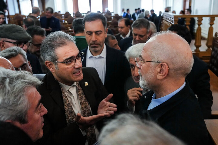 نشست فعالان اقتصادی و اعضای اتاق اصناف و بازار با قالیباف